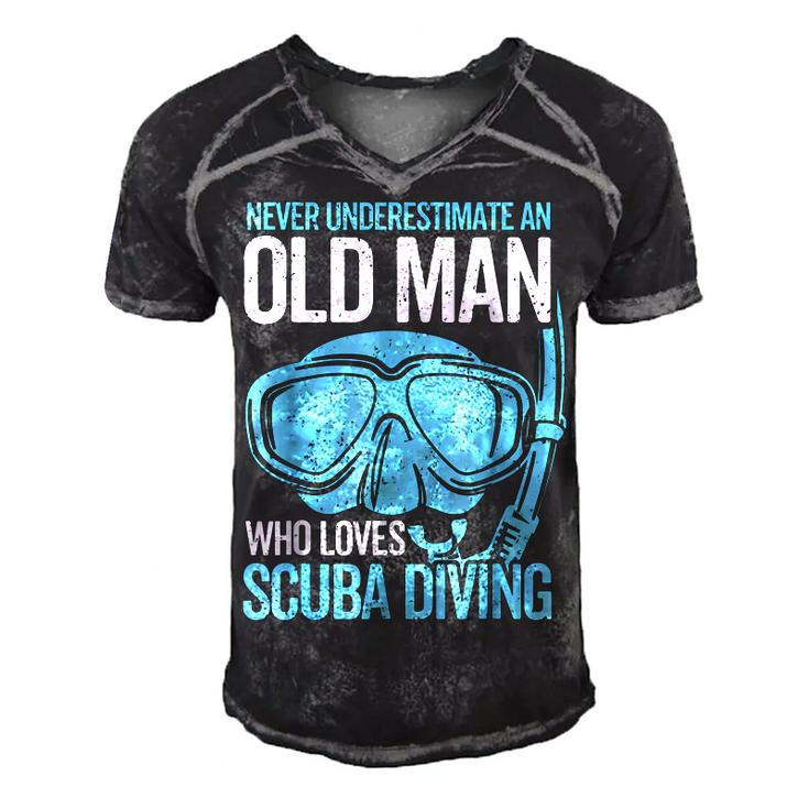 Never Underestimate An Old Man Who Love Scuba Diving For Dad  Men's Short Sleeve V-neck 3D Print Retro Tshirt
