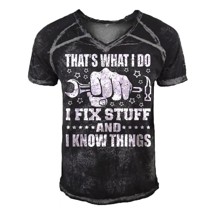 Thats What I Do I Fix Stuff And I Know Things  Men's Short Sleeve V-neck 3D Print Retro Tshirt