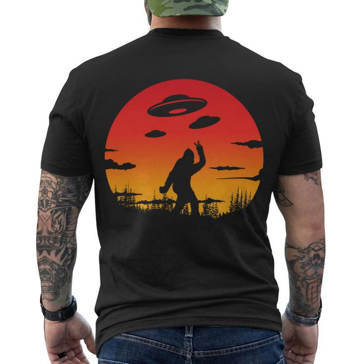 Believe Bigfoot Ufo Tshirt Men's Crewneck Short Sleeve Back Print T-shirt