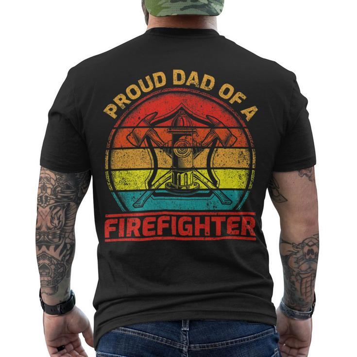 Firefighter Vintage Retro Proud Dad Of A Firefighter Fireman Fathers Day Men's T-shirt Back Print