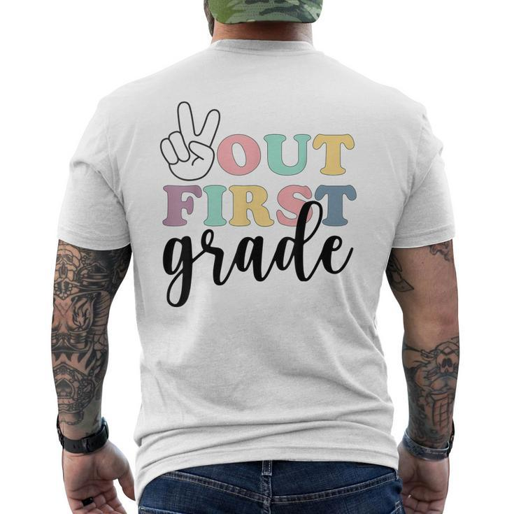 Peace Out First Grade Class Of 2022 Graduation Men's T-shirt Back Print