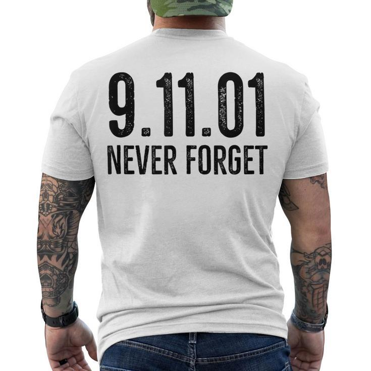 Vintage Never Forget Patriotic 911 American Retro Patriot V2 Men's T-shirt Back Print