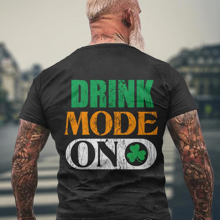 Mode On Happy St Patricks Day Flag Irish Shamrock Men's T-shirt Back Print Gifts for Old Men