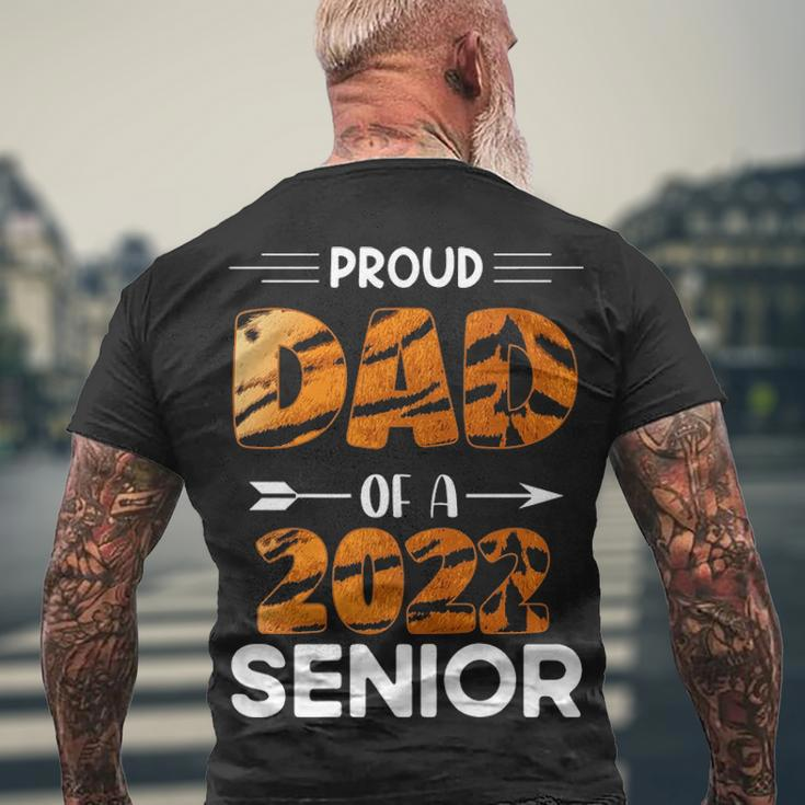 Proud Dad Of A 2022 Senior Tiger Print Men's T-shirt Back Print Gifts for Old Men