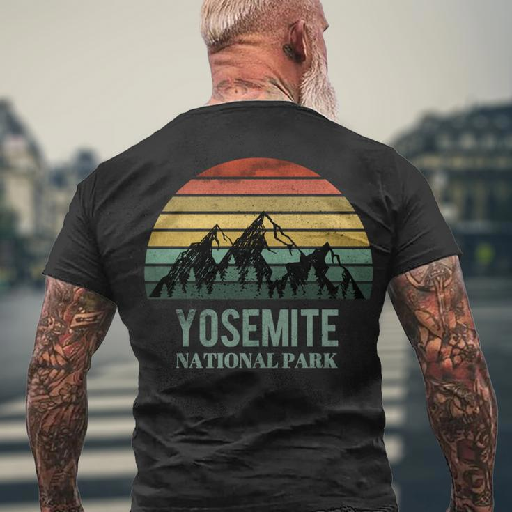 Vintage Retro Yosemite National Park Mountain California Men's T-shirt Back Print Gifts for Old Men