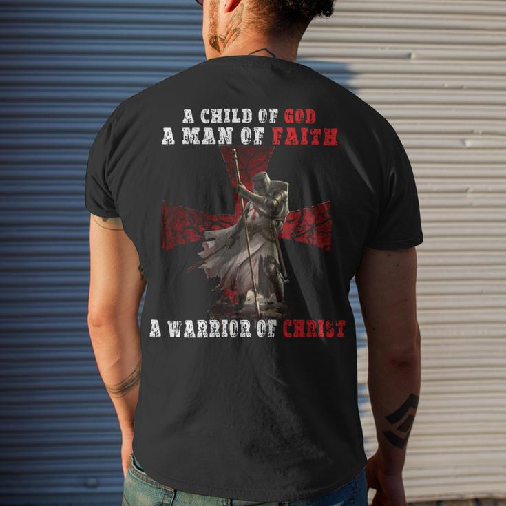 Knights TemplarShirt - A Child Of God A Man Of Faith A Warrior Of Christ Men's T-shirt Back Print Gifts for Him