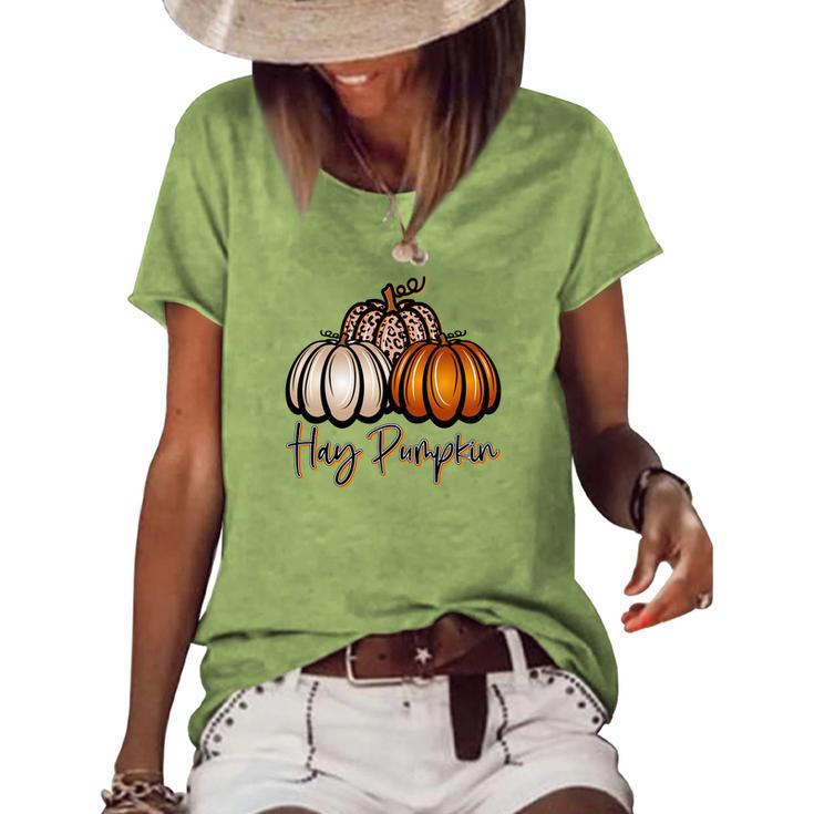 Three Pumpkins Hay Pumpkin Fall Women's Loose T-shirt