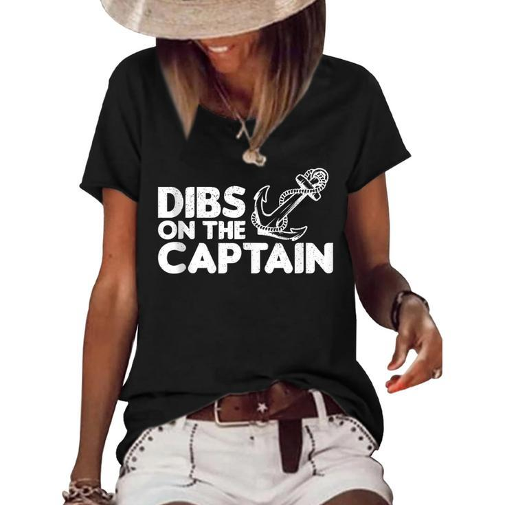 Funny Captain Wife Dibs On The Captain Funny Fishing Quote  Women's Short Sleeve Loose T-shirt