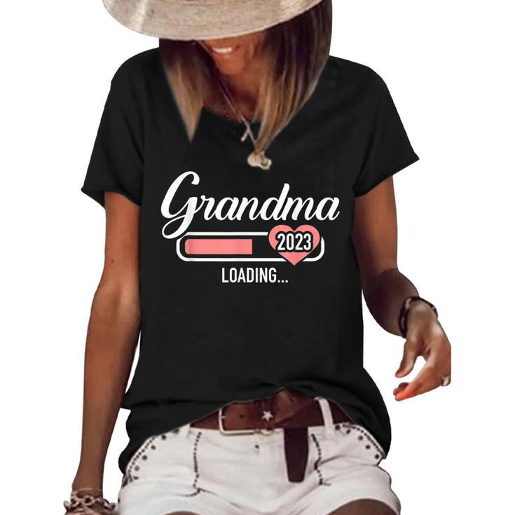 Grandma 2023 Loading For Pregnancy Announcement  V2 Women's Short Sleeve Loose T-shirt