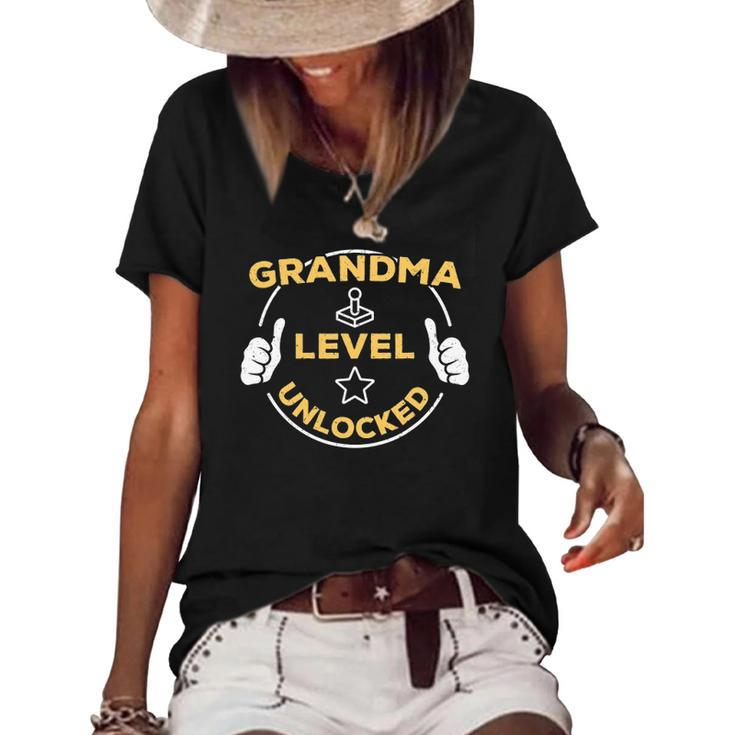 Grandma Level Unlocked Soon To Be Grandma Gift Women's Short Sleeve Loose T-shirt