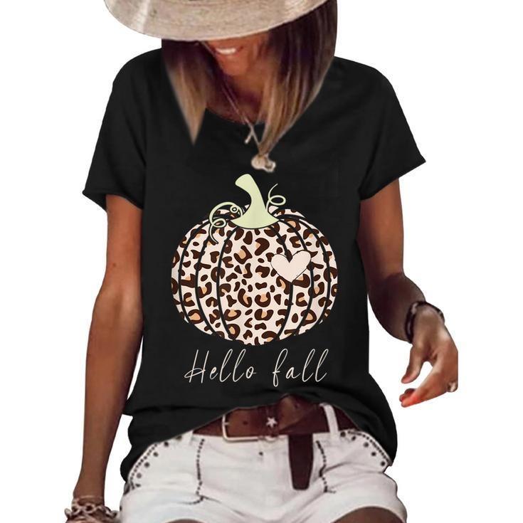 Hello Fall Animal Print Leopard Heart Pumpkin Fall Halloween  Women's Short Sleeve Loose T-shirt
