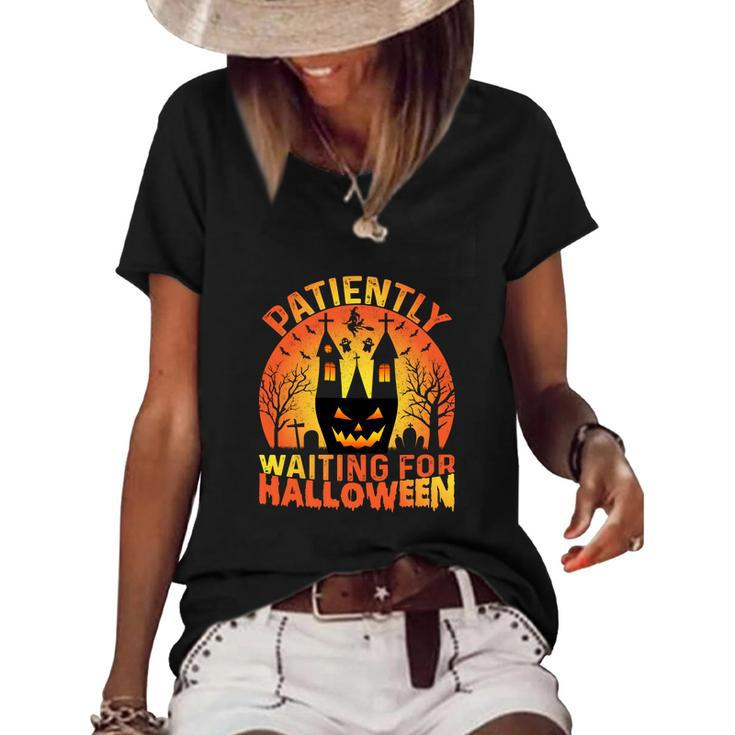 Patiently Spend All Year Waiting For Halloween Women's Short Sleeve Loose T-shirt