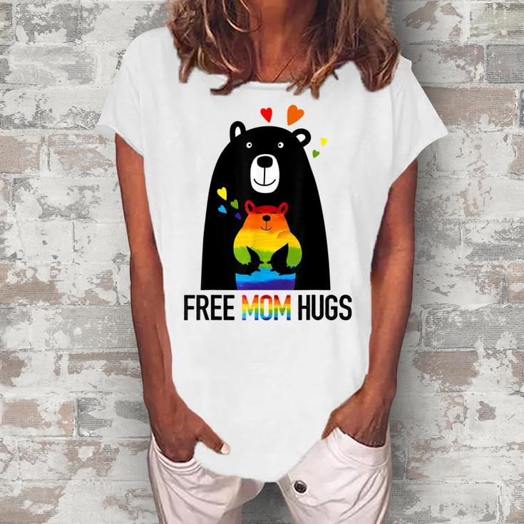 Bear Free Mom Hugs Rainbow Lgbt Lesbian Gay Pride Month  Women's Loosen Crew Neck Short Sleeve T-Shirt