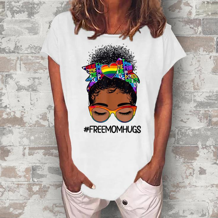 Black Women Free Mom Hugs Messy Bun Lgbtq Lgbt Pride Month  Women's Loosen Crew Neck Short Sleeve T-Shirt