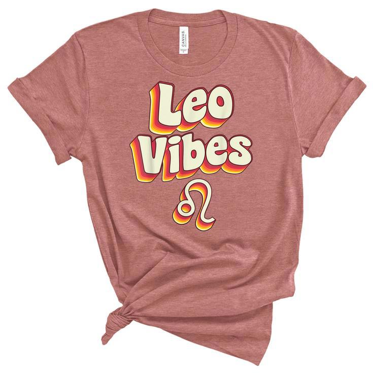 Retro Leo Zodiac Sign Astrology July August Birthday Leo  Unisex Crewneck Soft Tee