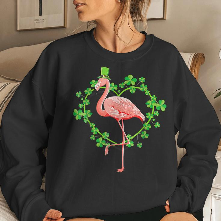 Irish Flamingo Green Lucky St Pattys Saint Patrick Day 2022 Women Crewneck Graphic Sweatshirt Gifts for Her
