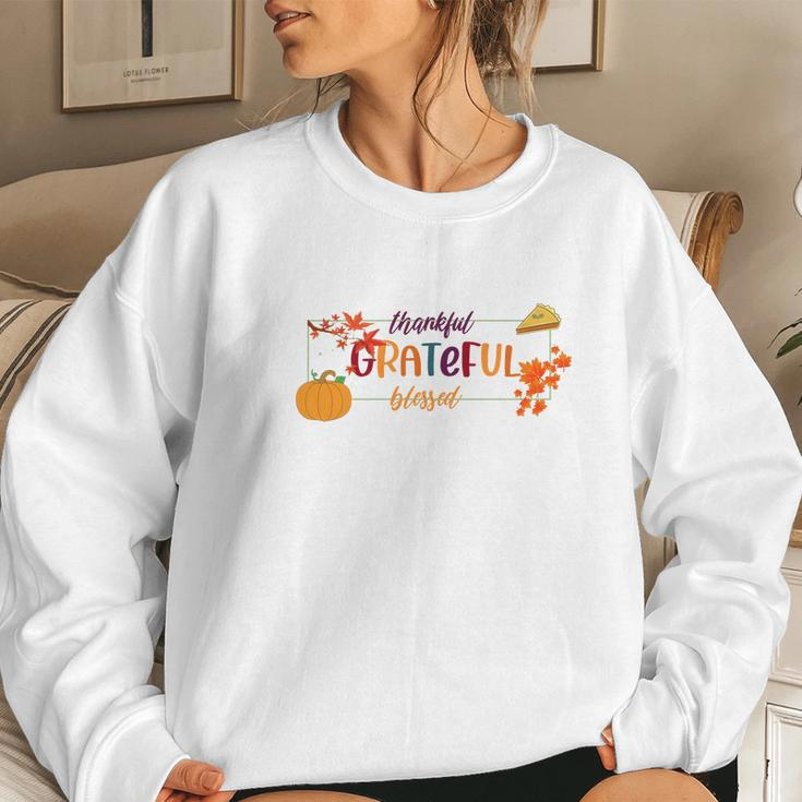 Fall Thankful Grateful Blessed Pumpkin Pie Women Crewneck Graphic Sweatshirt Gifts for Her