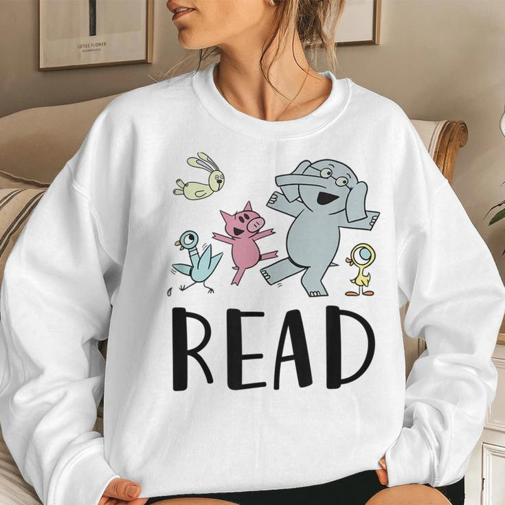 Teacher Library Funny Read Book Club Piggie Elephant Pigeons Women Crewneck Graphic Sweatshirt Gifts for Her