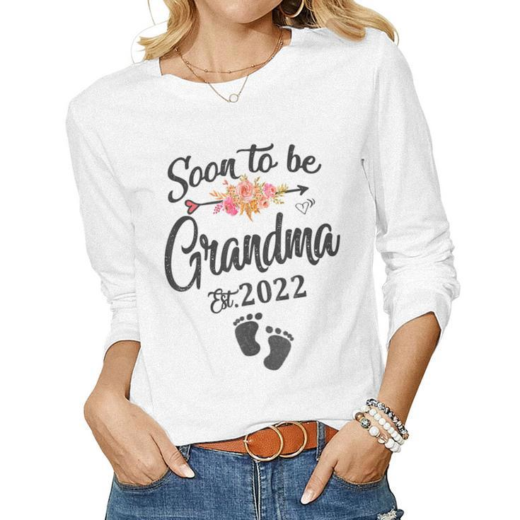 Mothers Day First Time Grandma Top Soon To Be Grandma 2022  Women Graphic Long Sleeve T-shirt