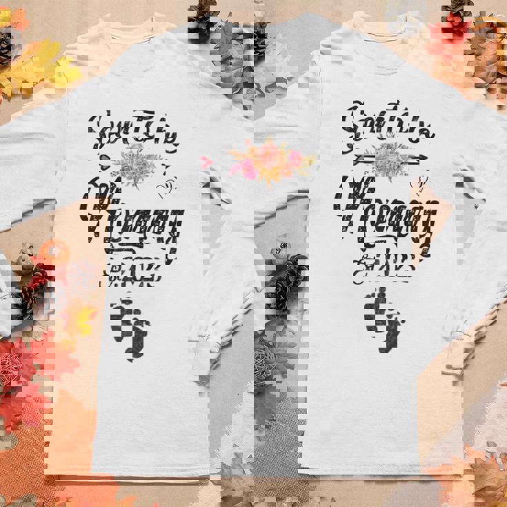 Womens Soon To Be Mommy 2023 Mothers Day First Time Mom Pregnancy Women Graphic Long Sleeve T-shirt Personalized Gifts