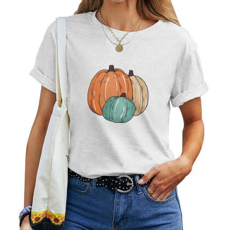 Colorful Pumpkins Happy Fall Season Present Women T-shirt