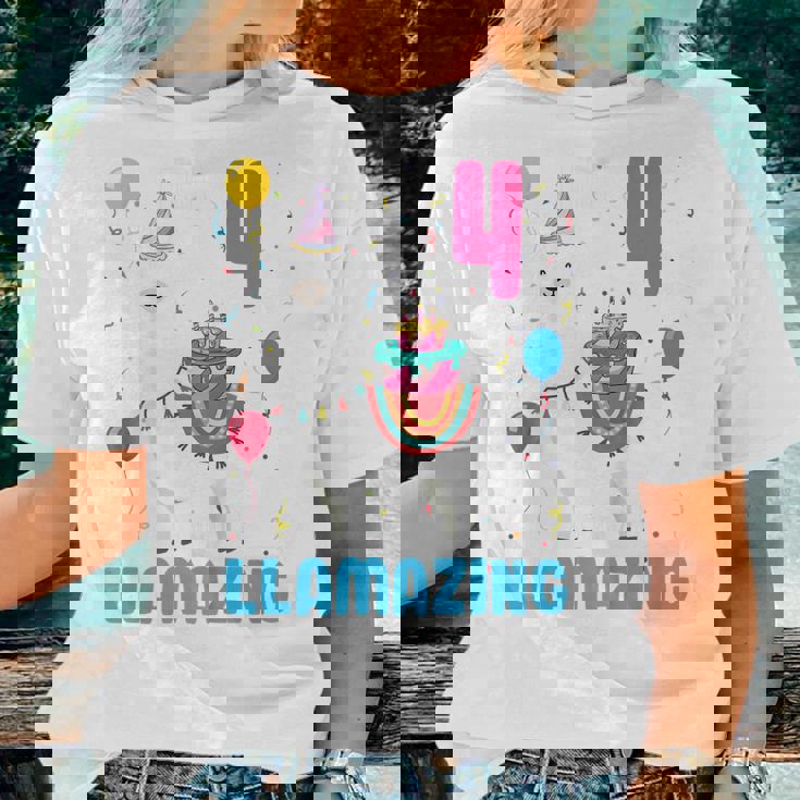 4Th Birthday I Am 4 Years Old And Llamazing Llama Girl Ns Women T-shirt Gifts for Her