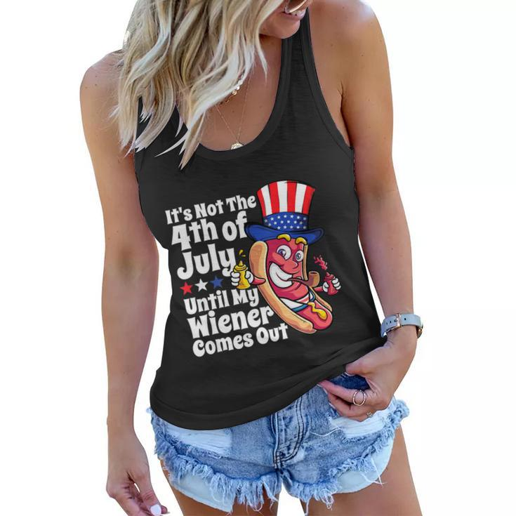 Mens Funny 4Th Of July Hot Dog Wiener Comes Out Adult Humor Gift Women Flowy Tank