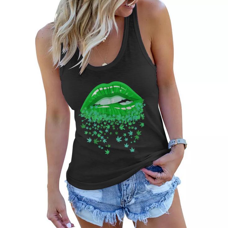 Sexy Lips 420 Cannabis Marijuana Weed Pot Leaf Lover T-Shirt - Thegiftio UK