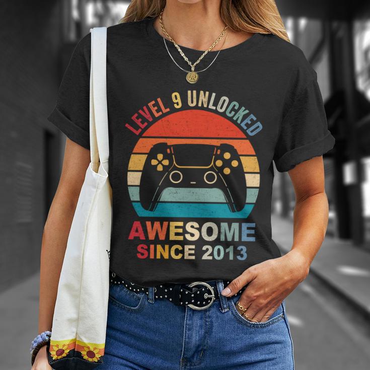 Level 9 Unlocked Awesome 2013 Video Game 9Th Birthday Boy Cool Gift Unisex T-Shirt Gifts for Her