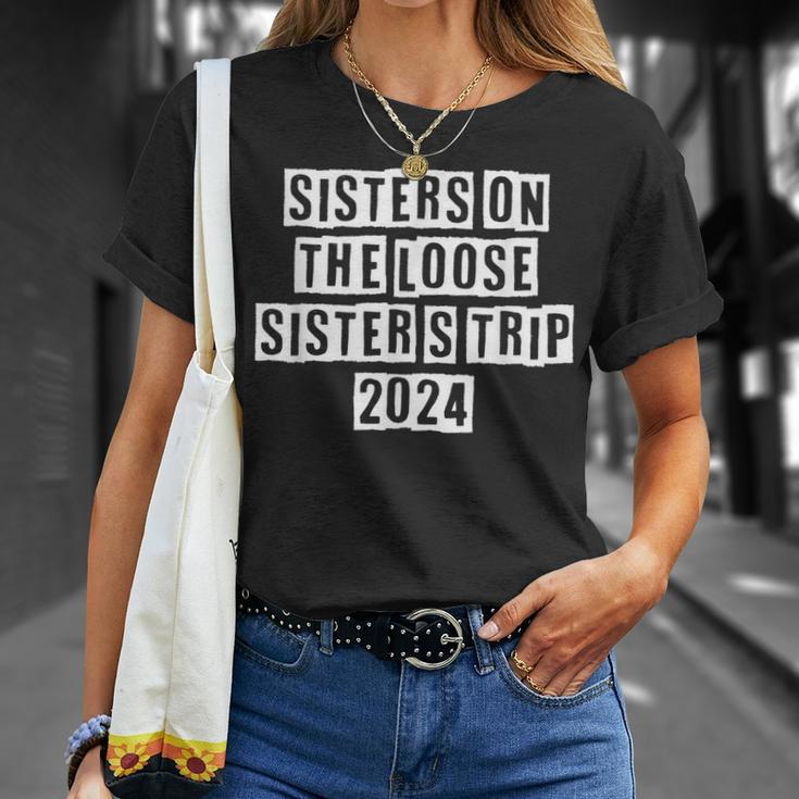 Lovely Cool Sarcastic Sisters On The Loose Sisters T-shirt Gifts for Her