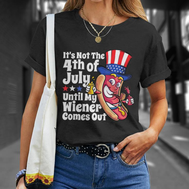 Mens Funny 4Th Of July Hot Dog Wiener Comes Out Adult Humor Gift Unisex T-Shirt Gifts for Her