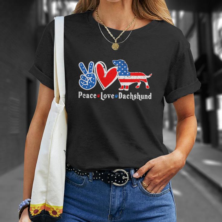 Peace Love Dachshund Funny 4Th Of July American Flag Unisex T-Shirt Gifts for Her