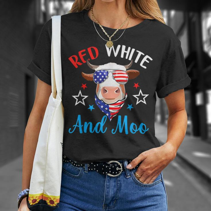 Red White And Moo 4Th Of July Cow Usa Flag Farmer Patriotic V2 Unisex T-Shirt Gifts for Her