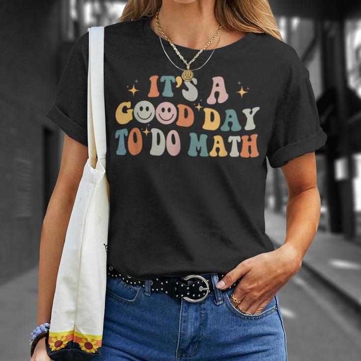 Back To School Its A Good Day To Do Math Teachers Groovy T-shirt Gifts for Her