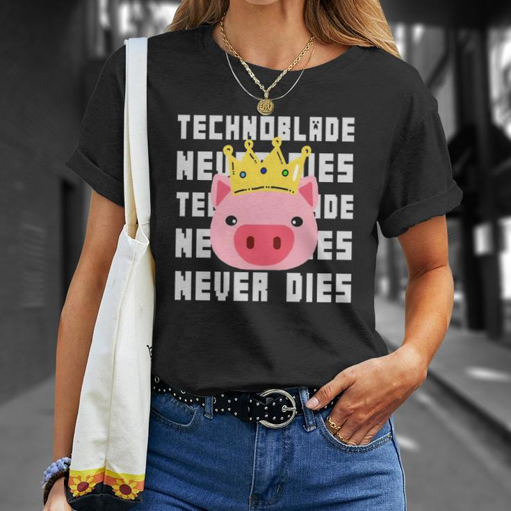 Technoblade Never Dies Technoblade Dream Smp Gift Unisex T-Shirt Gifts for Her
