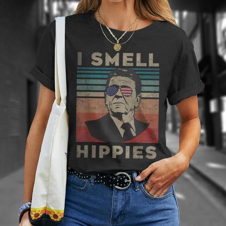 Vintage Distressed Retro Reagan President I Smell Hippies Unisex T-Shirt Gifts for Her
