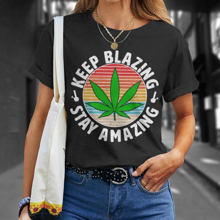 Vintage Keep Blazing Stay Amazing Unisex T-Shirt Gifts for Her