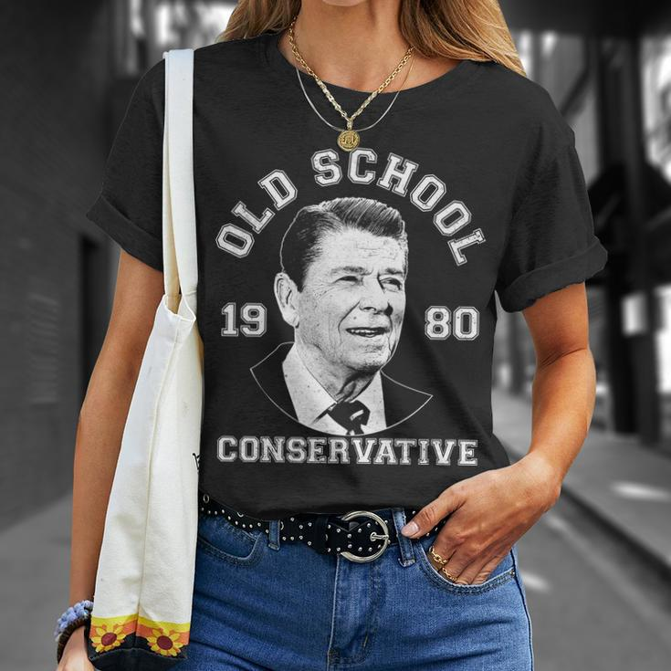 Vintage Ronald Reagan Old School Conservative Unisex T-Shirt Gifts for Her
