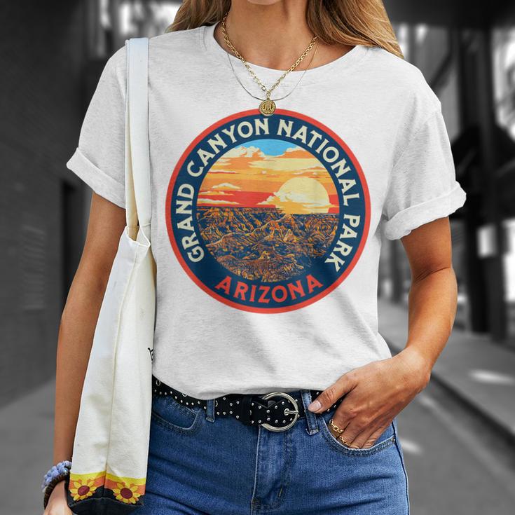 Vintage Grand Canyon National Park Retro 80S Graphic V2 T-shirt - Thegiftio