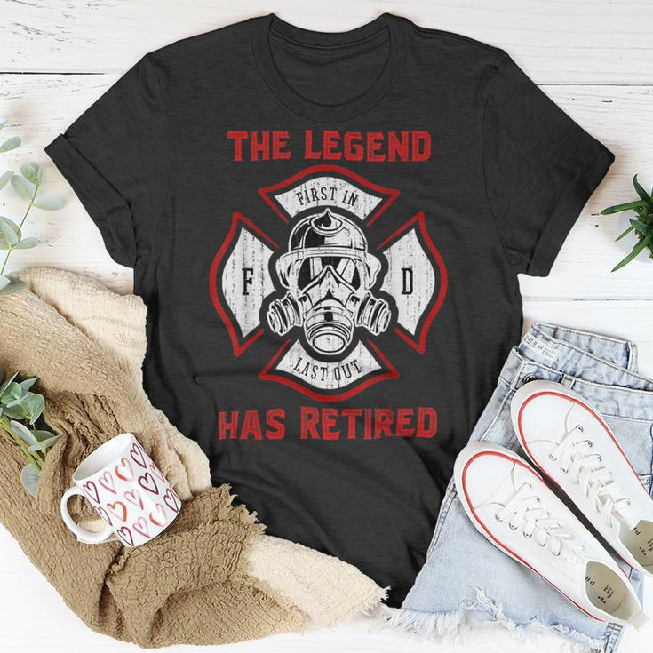 Firefighter Retired Fireman Retirement Proud Firefighter Unisex T-Shirt Funny Gifts