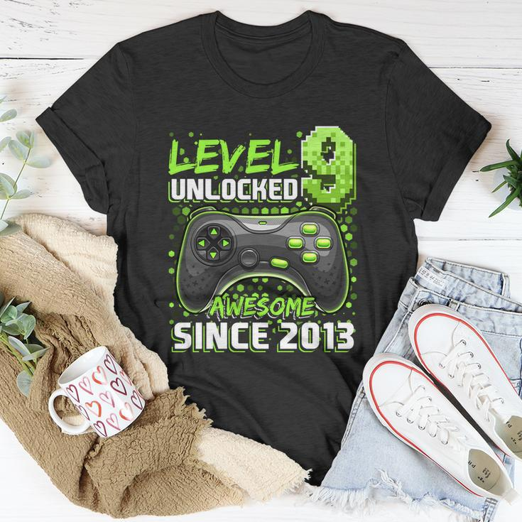 Level 9 Unlocked Awesome 2013 Video Game 9Th Birthday Gift V2 Unisex T-Shirt Unique Gifts