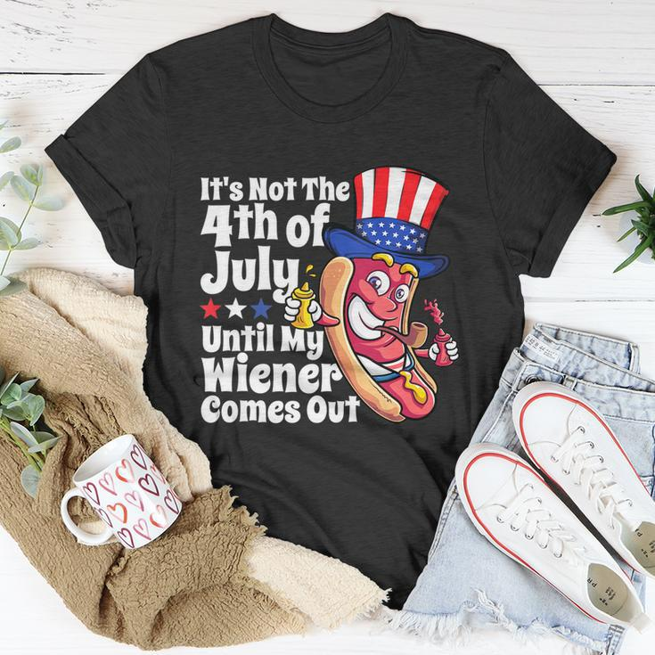 Mens Funny 4Th Of July Hot Dog Wiener Comes Out Adult Humor Gift Unisex T-Shirt Unique Gifts