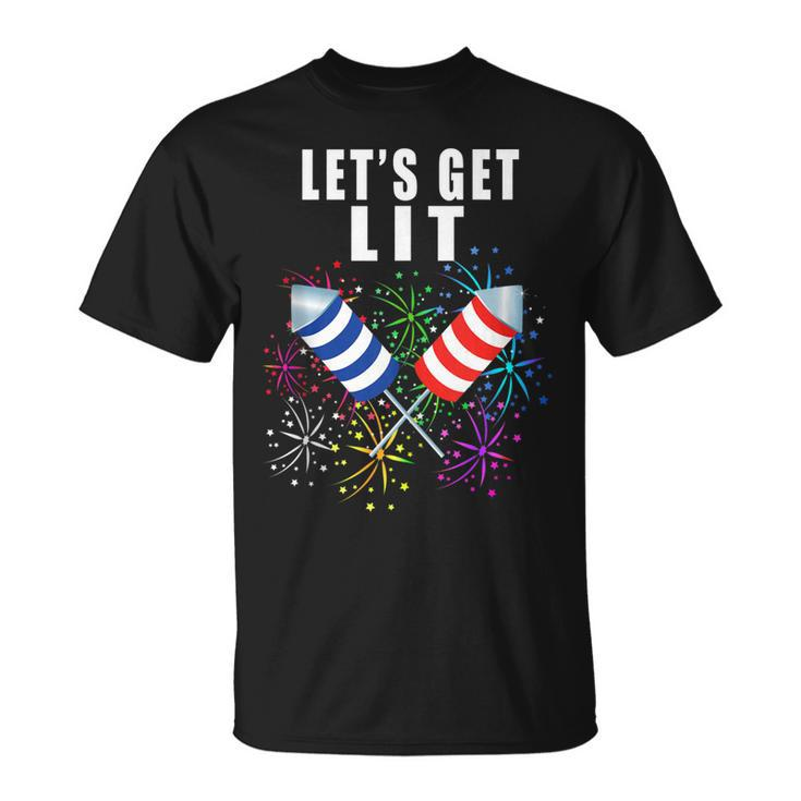 Funny 4Th Of July Lets Get Lit 2021 Pun  Unisex T-Shirt