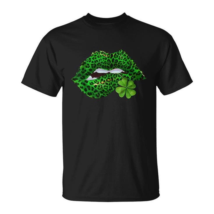 Green Lips Sexy Irish Leopard Shamrock St Patricks Day T-Shirt