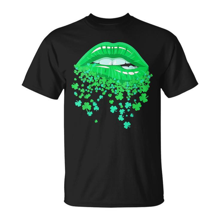 Lips Sexy Green Cool Irish Shamrock St Patricks Day T-shirt