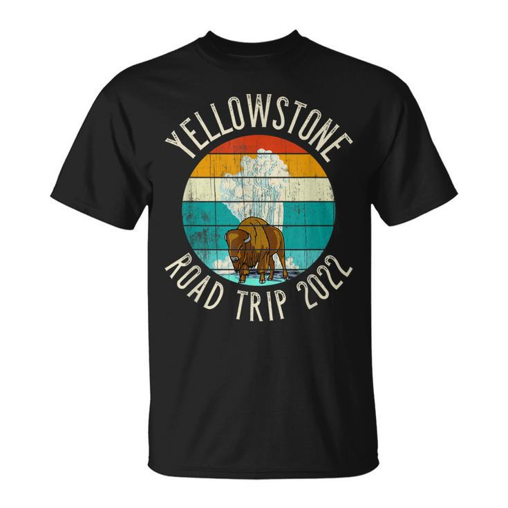 Old Faithful Geyser Bison Yellowstone Road Trip 2022  Unisex T-Shirt