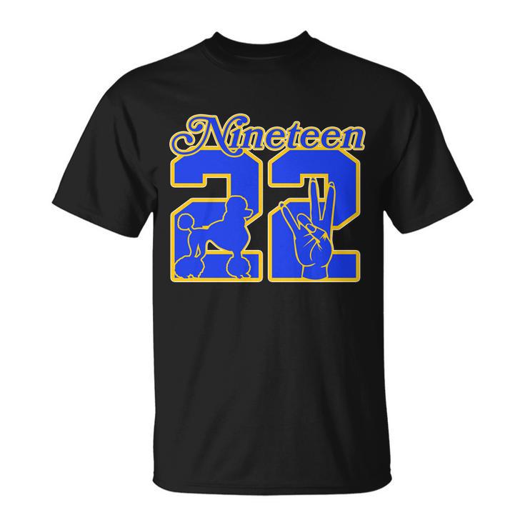 Sigma Nineteen 22 Gamma Rho Unisex T-Shirt