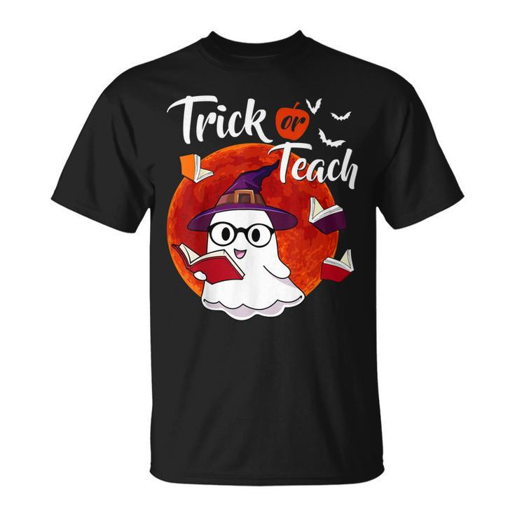 Trick Or Teach Cute Boo Witch Halloween Teacher Costume  Unisex T-Shirt