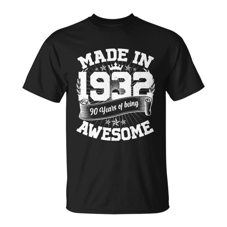 Vintage Crown Made In 1932 90 Years Of Being Awesome 90Th Birthday Unisex T-Shirt