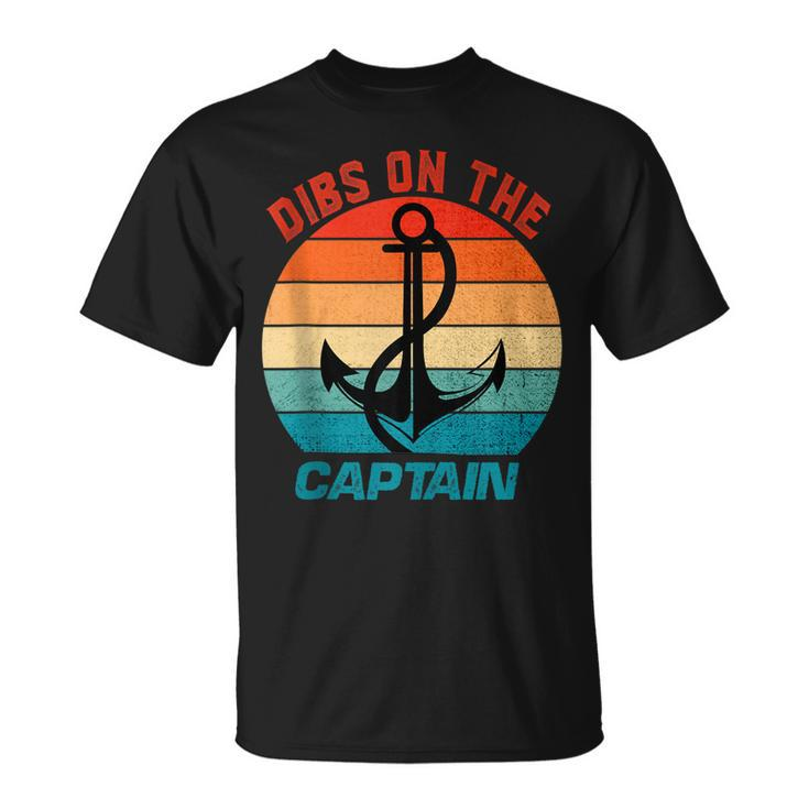 Wife Dibs On The Captain Captain Wife Retro T-shirt